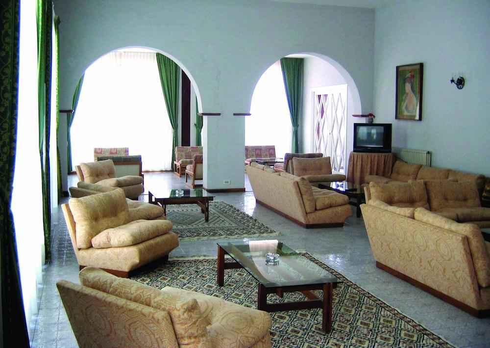 Moresco Hotel 3*