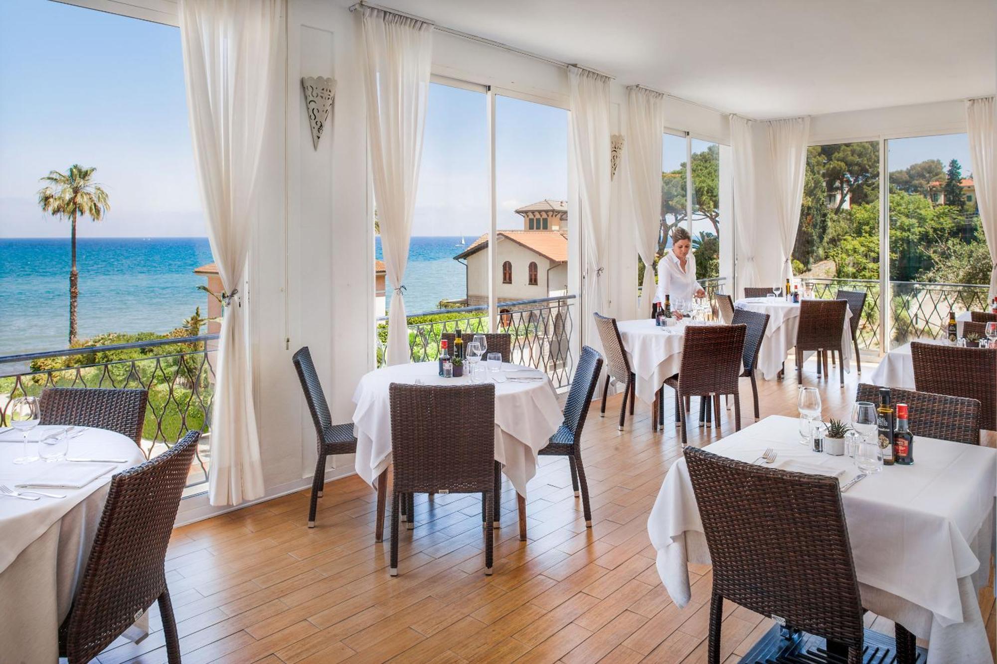 Moresco Hotel Diano Marina