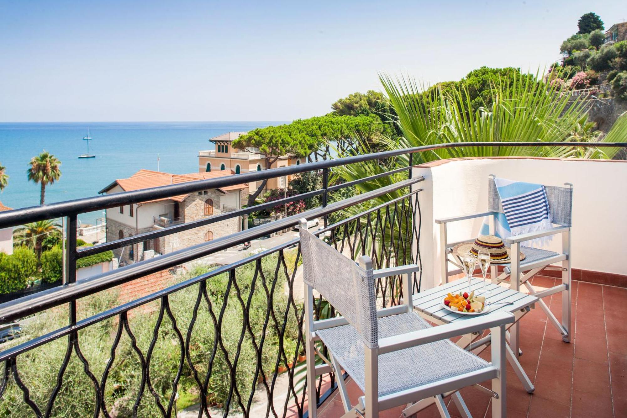 Hotel Moresco Diano Marina